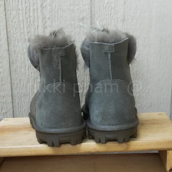 Kirkland Signature Ladies' Shearling Boot IN GREEN - Picture 3 of 5